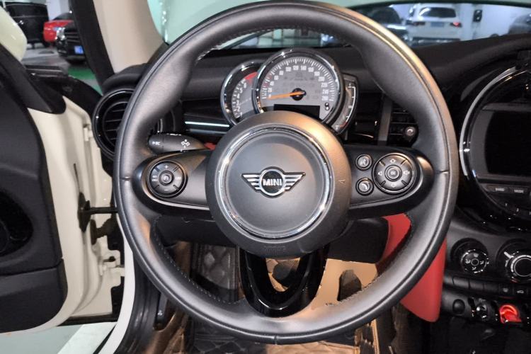 Used MINI 2021 1.5T ONE PLUS Steering Wheel