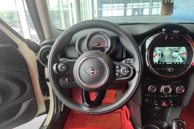 Used MINI 2021 1.5T ONE Five-Door Version Steering Wheel