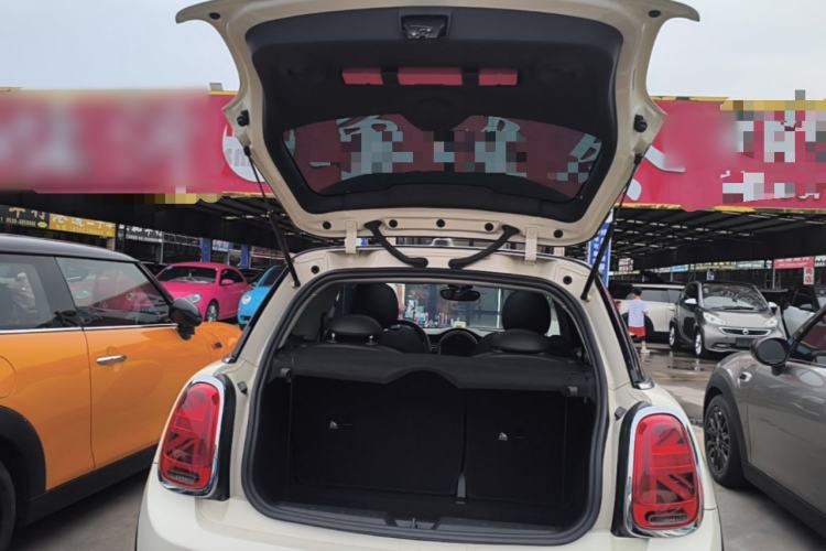 Used MINI 2021 1.5T COOPER Classic Edition Trunk