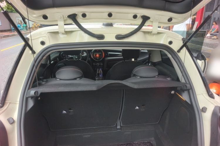 Used MINI 2021 1.5T ONE PLUS Trunk
