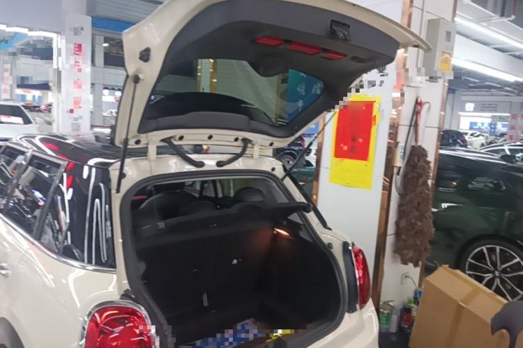 Used MINI 2021 2.0T COOPER S Artist Five-Door Edition Trunk