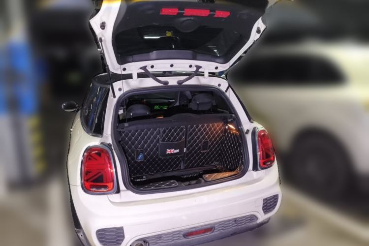 Used MINI 2021 1.5T COOPER Racing Driver Trunk