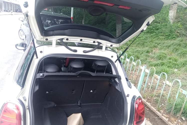 Used MINI 2021 1.5T COOPER Artist Five-Door Edition Trunk