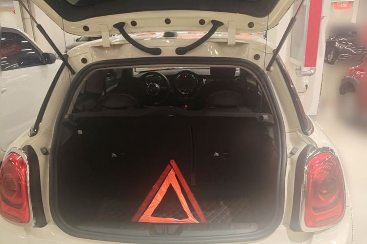 Used MINI 2021 1.5T ONE PLUS Trunk