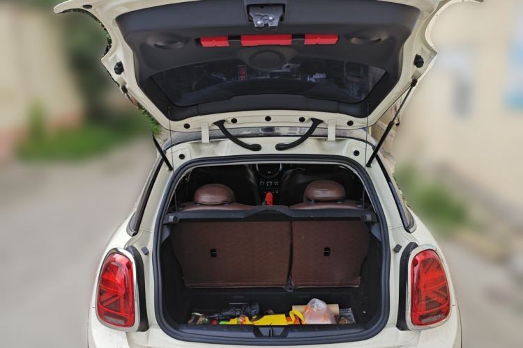 Used MINI 2021 1.5T COOPER Classic Edition Trunk