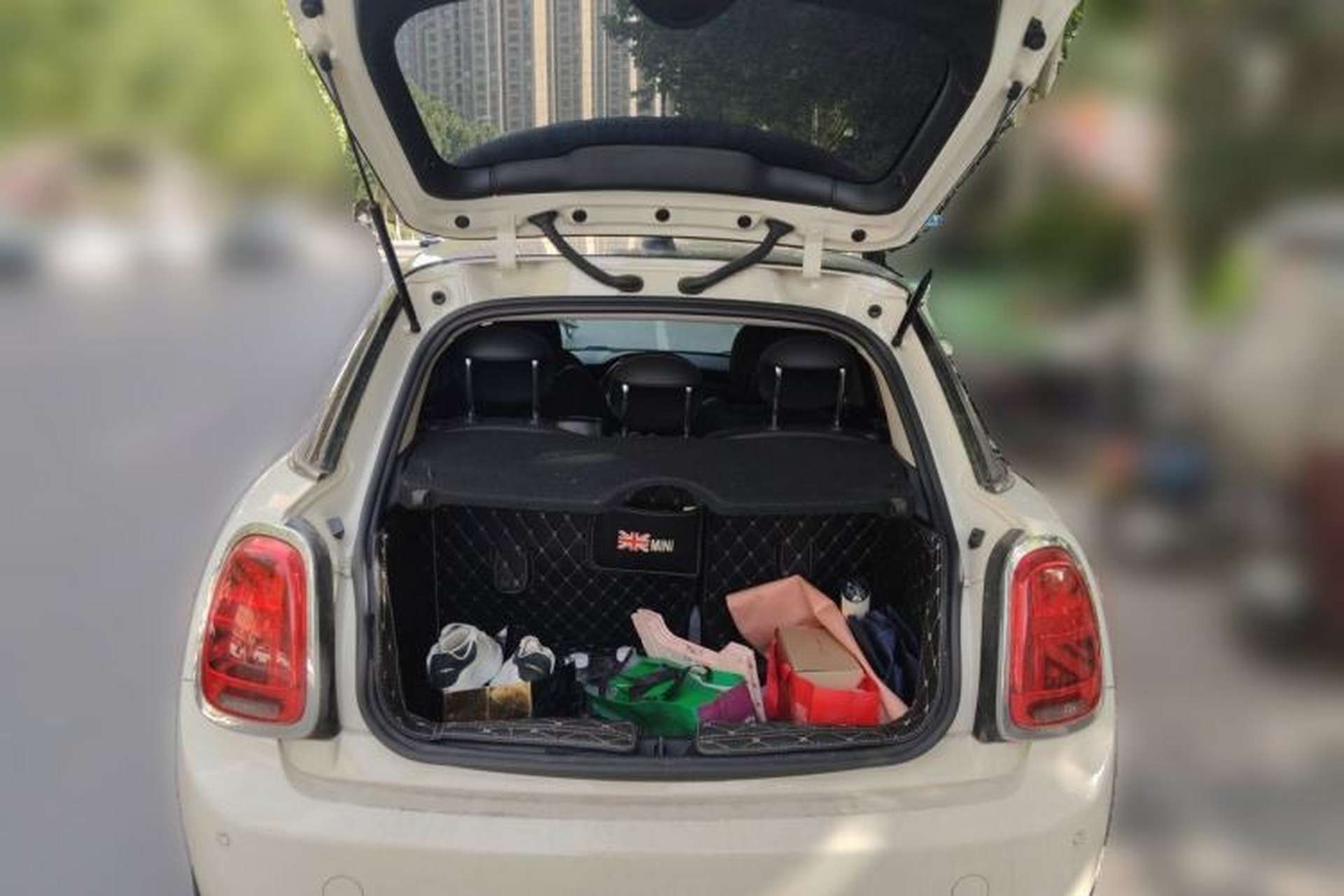 Used MINI 2021 1.5T COOPER Artist Five-Door Edition Trunk