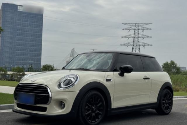 Used MINI 2021 1.5T COOPER Classic Edition