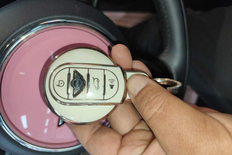 Used MINI 2021 1.5T ONE PLUS Vehicle Key
