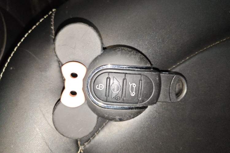 Used MINI 2021 1.5T ONE Five-Door Version Vehicle Key