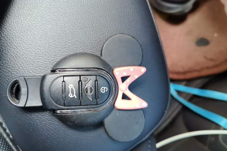 Used MINI 2021 1.5T COOPER Classic Edition Vehicle Key
