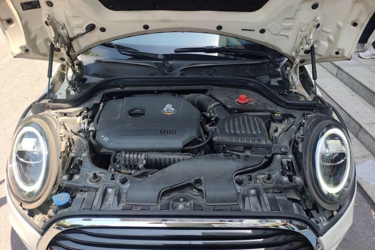 Used MINI 2021 1.5T COOPER Classic Edition Five-Door Version Engine Bay
