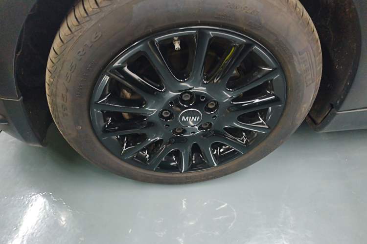 Used MINI 2021 1.5T COOPER Classic Edition Five-Door Version Exterior 4