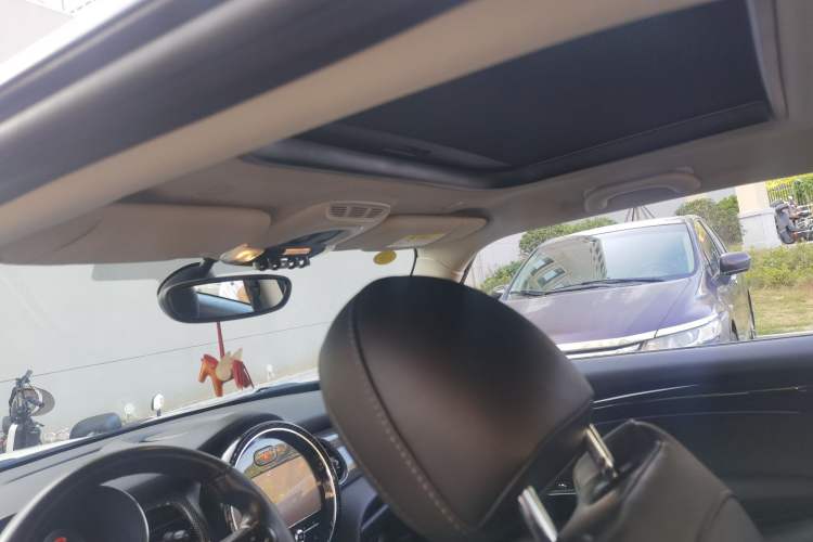 Used MINI 2021 1.5T COOPER Classic Edition Headliner