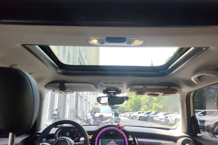 Used MINI 2021 1.5T COOPER Classic Edition Five-Door Version Headliner