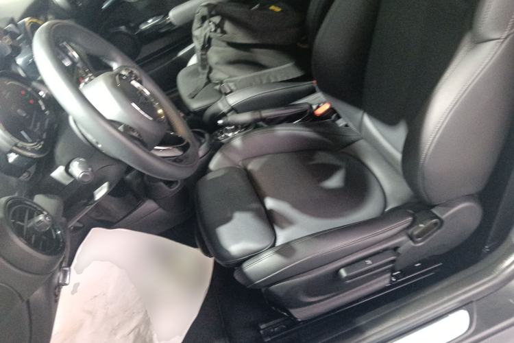 Used MINI 2021 1.5T COOPER Classic Edition Left Front Seat