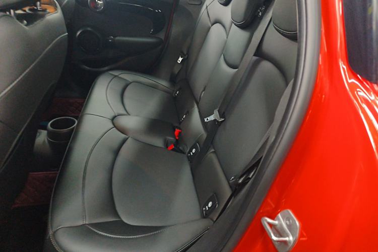 Used MINI 2021 1.5T COOPER Classic Edition Five-Door Version Left Rear Seat