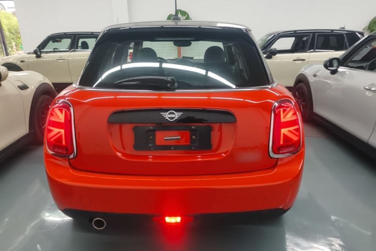 Used MINI 2021 1.5T COOPER Classic Edition Five-Door Version Rear