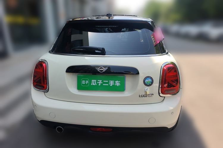 Used MINI 2021 1.5T COOPER Classic Edition Five-Door Version Rear