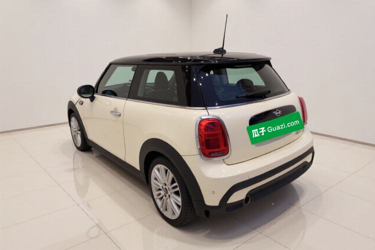 Used MINI 2021 1.5T COOPER Classic Edition Rear Left 45 Deg