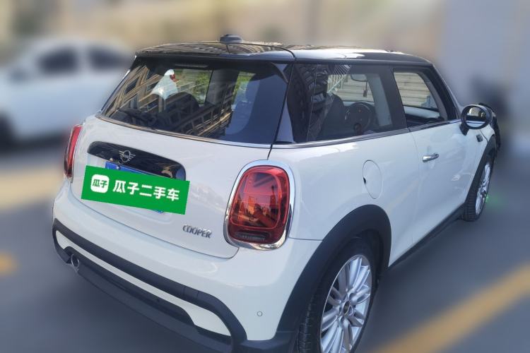 Used MINI 2021 1.5T COOPER Classic Edition Rear Right 45 Deg