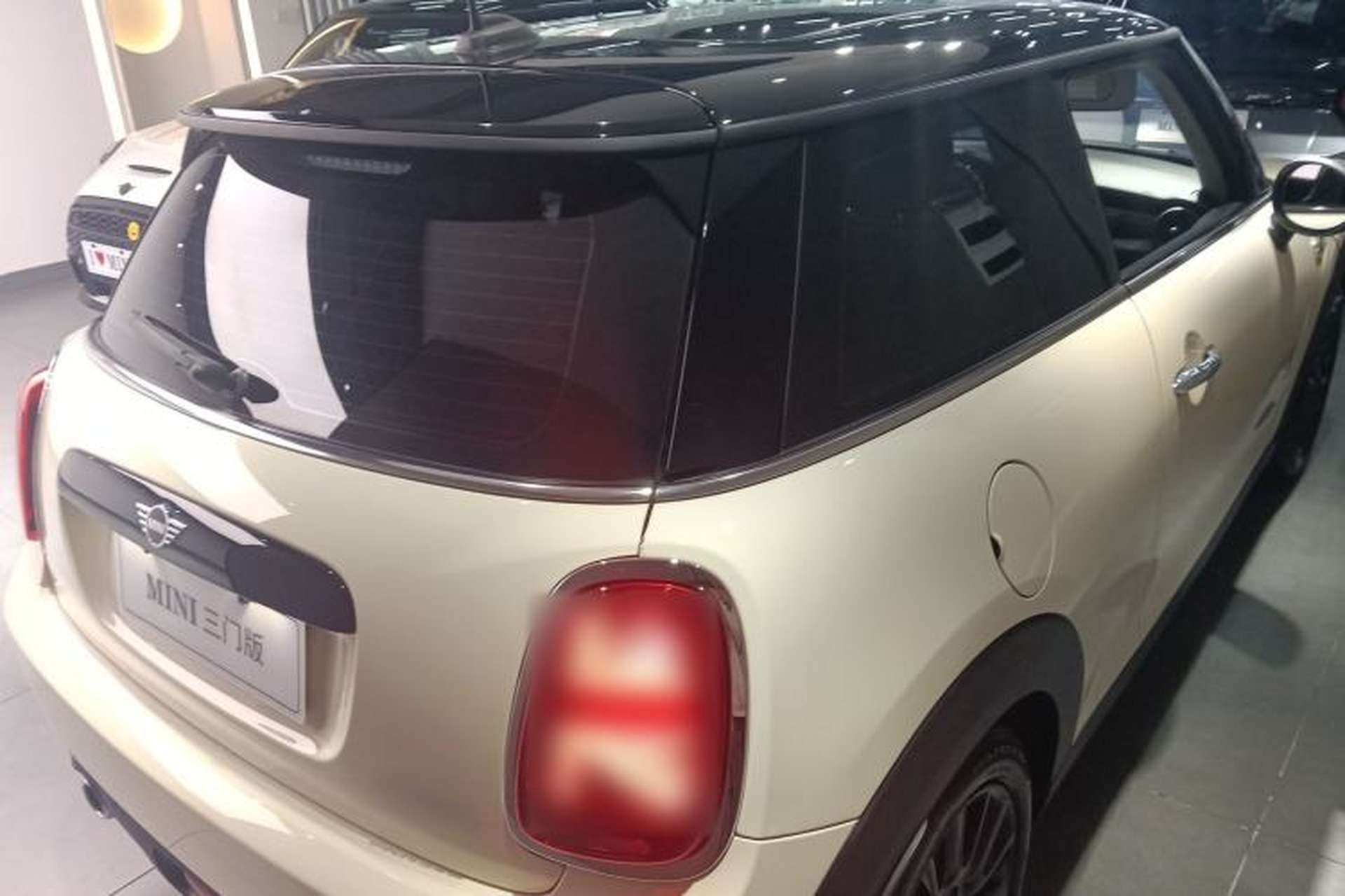Used MINI 2021 1.5T COOPER Classic Edition Rear Right 45 Deg