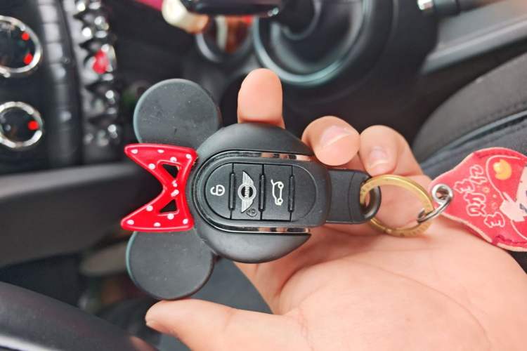 Used MINI 2021 1.5T COOPER Artist Five-Door Edition Vehicle Key