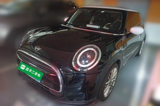 Used MINI 2022 1.5T COOPER Classic Edition