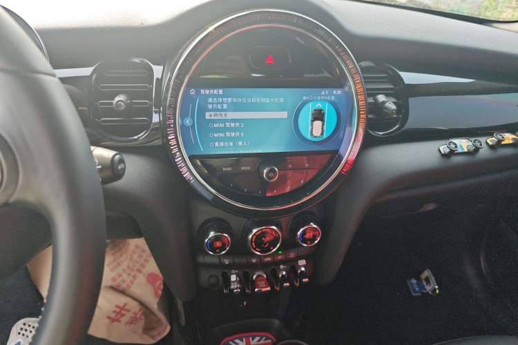 Used MINI 2022 1.5T COOPER Black Badge Special Edition Audio And AC Panel
