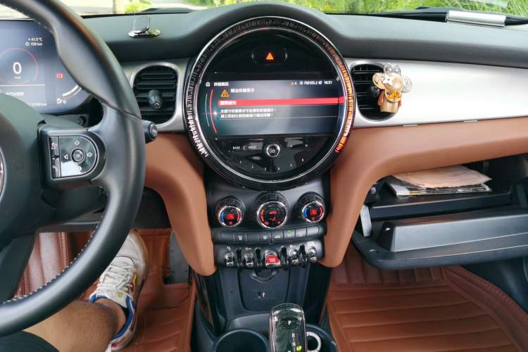 Used MINI 2022 1.5T COOPER Artist Audio And AC Panel