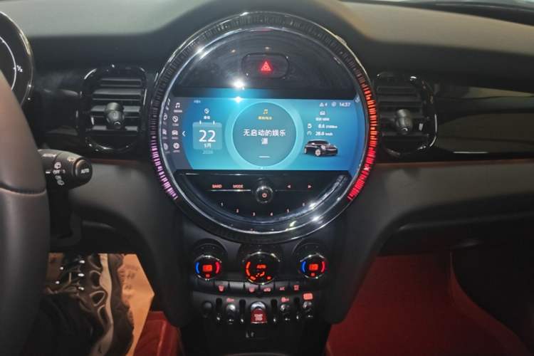 Used MINI 2022 Updated 2.0T COOPER S Classic Edition Five-Door Version Audio And AC Panel