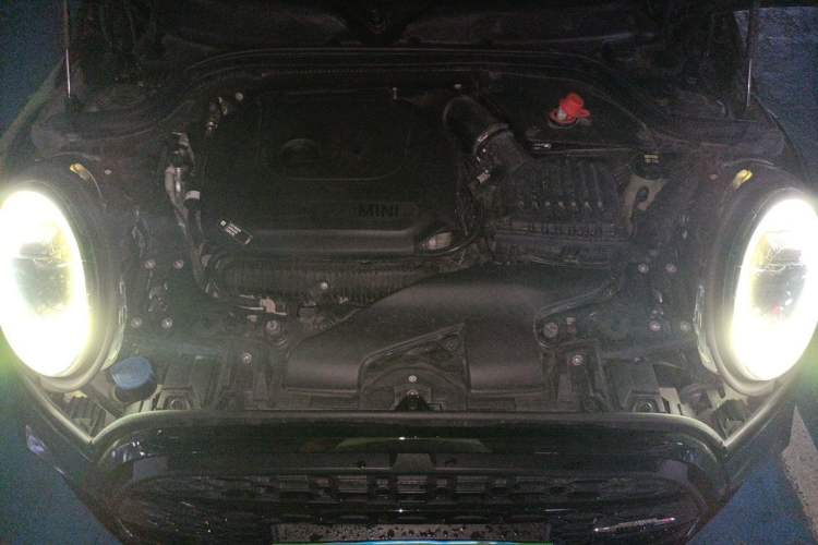 Used MINI 2022 2.0T COOPER S Black Badge Special Edition Engine Bay