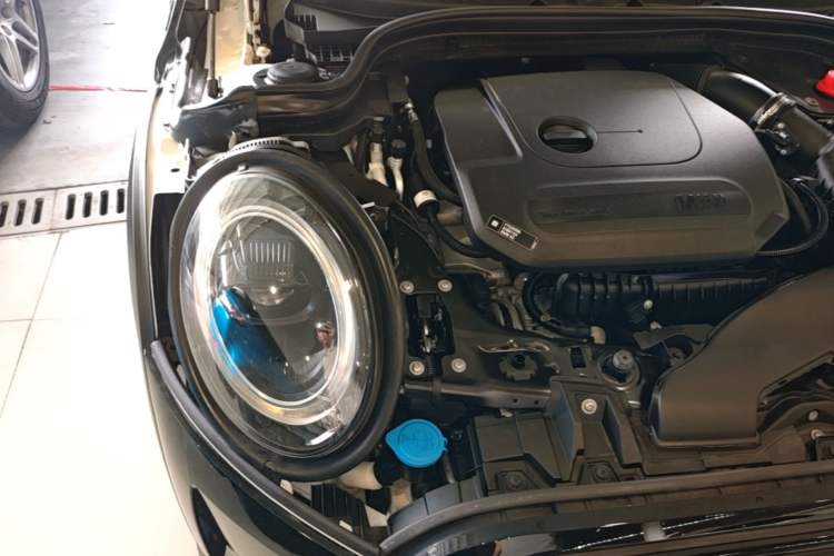 Used MINI 2022 Updated 1.5T ONE Engine Bay Right