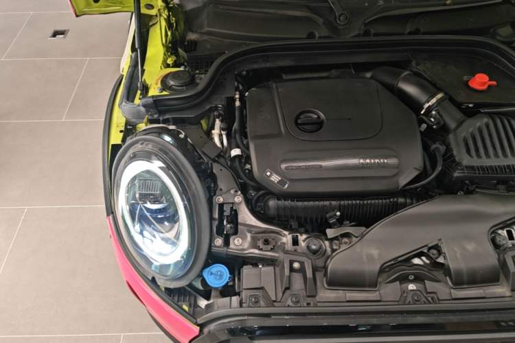 Used MINI 2022 Updated 2.0T COOPER S Artist Engine Bay Right