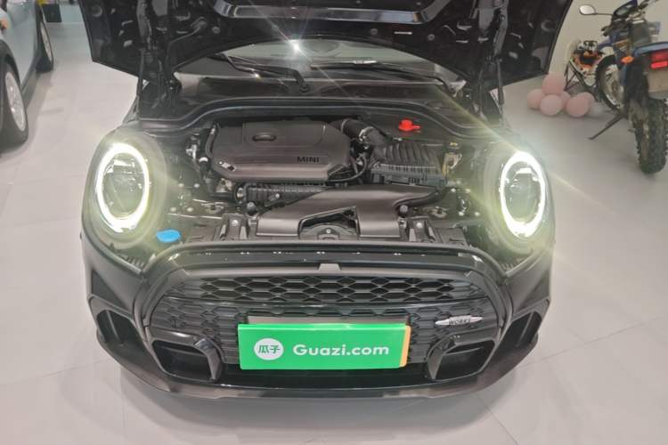 Used MINI 2022 1.5T COOPER Black Badge Special Edition Engine Bay
