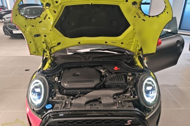 Used MINI 2022 Updated 2.0T COOPER S Artist Engine Bay