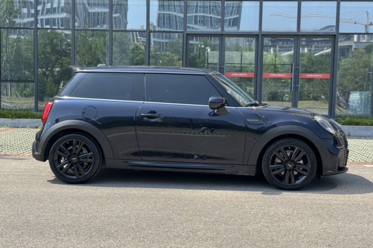 Used MINI 2022 1.5T COOPER Black Badge Special Edition Exterior 5