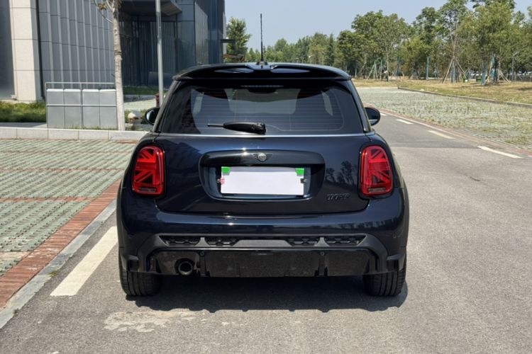 Used MINI 2022 1.5T COOPER Black Badge Special Edition Exterior 7
