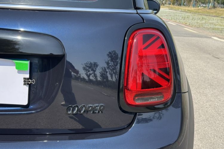 Used MINI 2022 1.5T COOPER Black Badge Special Edition Exterior 8