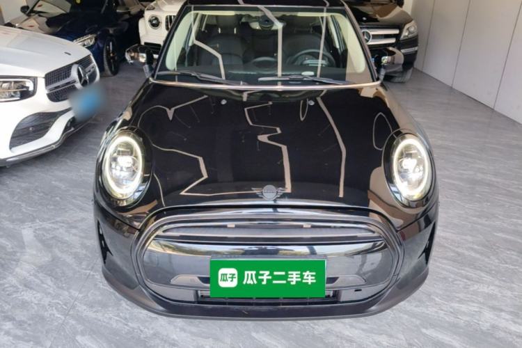 Used MINI 2022 Updated 1.5T COOPER Artist Five-Door Edition Front