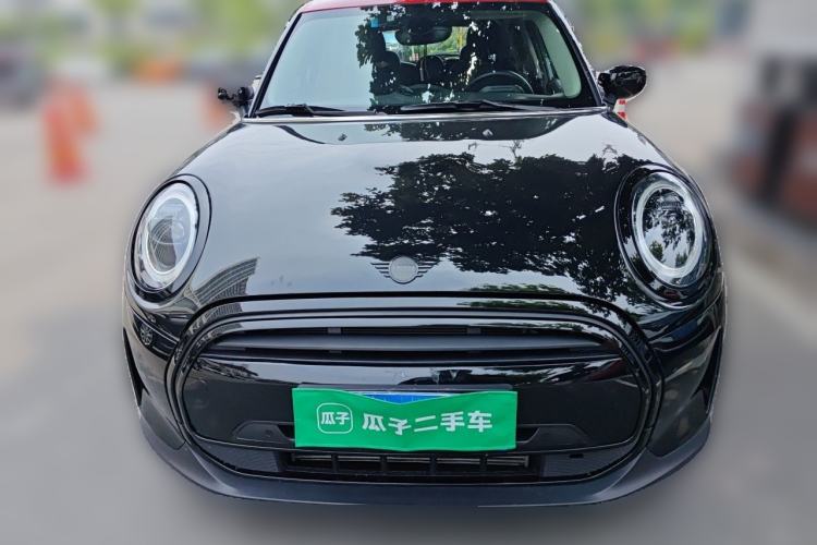 Used MINI 2022 Updated 1.5T COOPER Classic Edition Five-Door Version Front