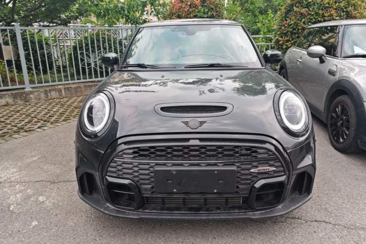 Used MINI 2022 2.0T COOPER S Black Badge Special Edition Front
