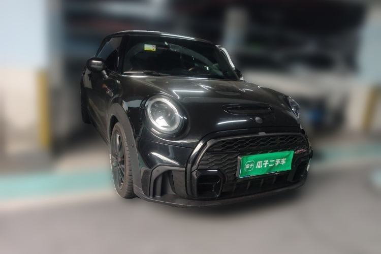 Used MINI 2022 2.0T COOPER S Black Badge Special Edition Front Right 45 Deg