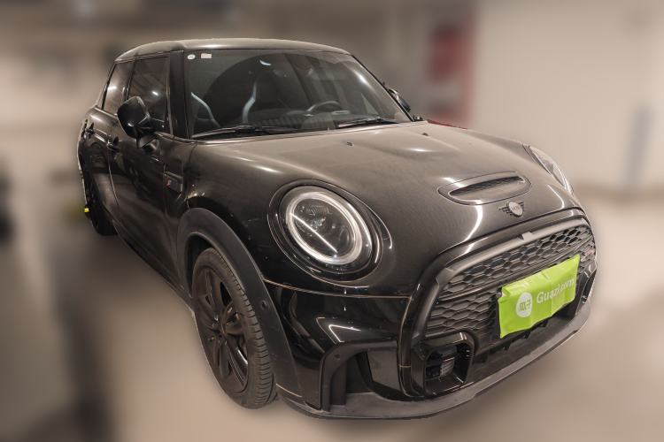 Used MINI 2022 2.0T COOPER S Black Badge Special Edition Five-Door Model Front Right 45 Deg
