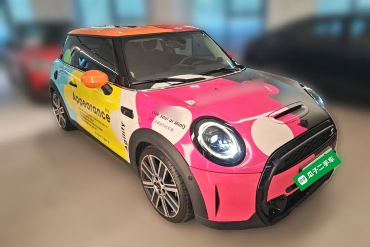 Used MINI 2022 Updated 2.0T COOPER S Artist Front Right 45 Deg