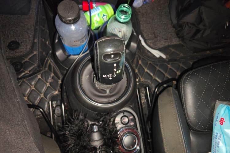 Used MINI 2022 1.5T COOPER Artist Gear Lever
