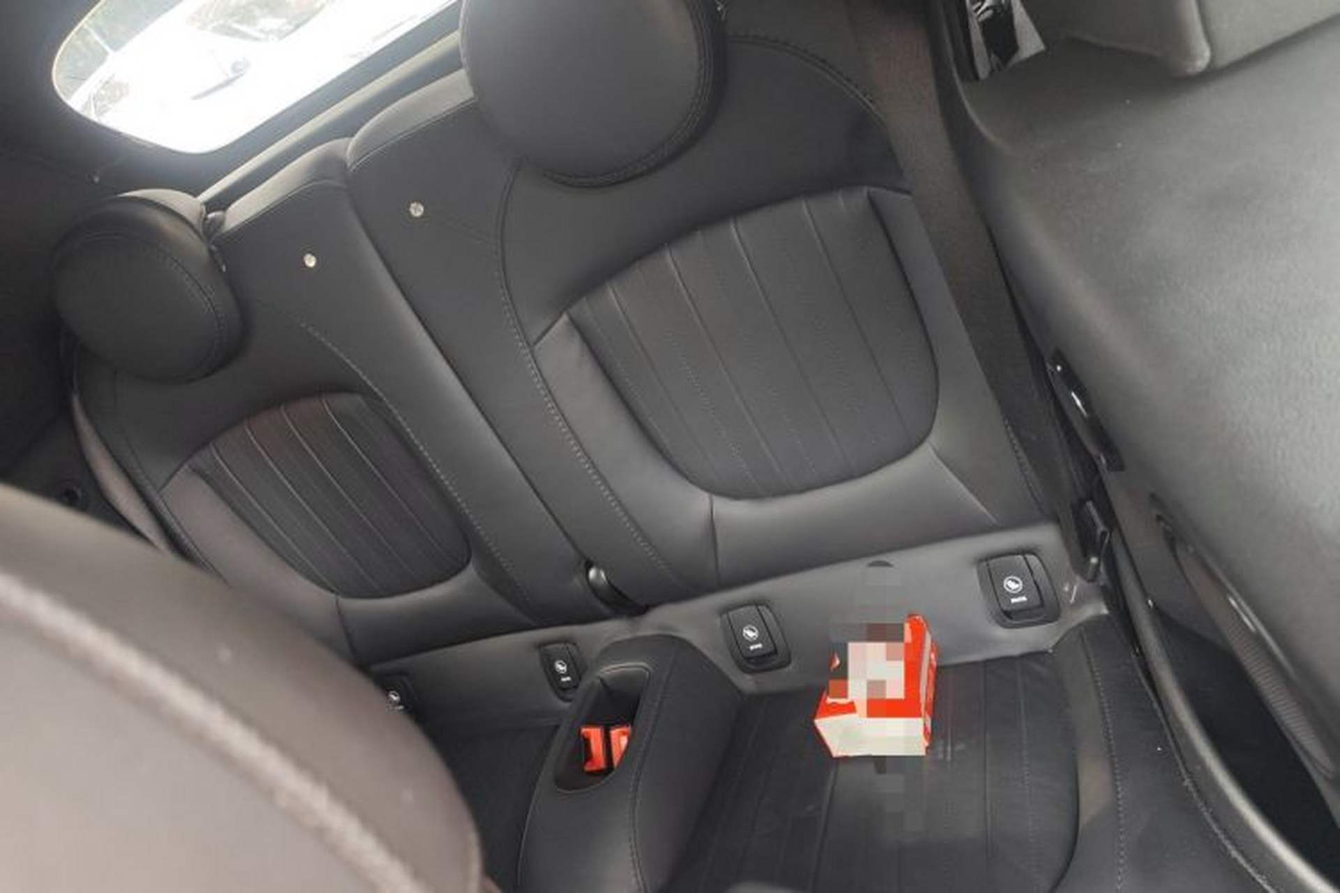 Used MINI 2022 2.0T COOPER S CABRIO Artist Left Rear Seat