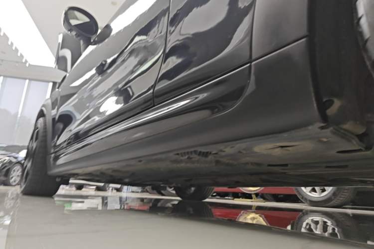 Used MINI 2022 2.0T COOPER S Black Badge Special Edition Left Side Sill