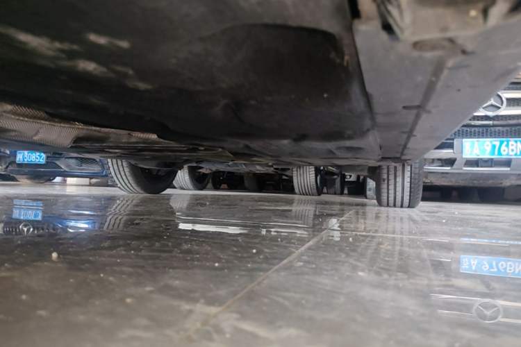 Used MINI 2022 Updated 1.5T COOPER Artist Five-Door Edition Left Side Sill