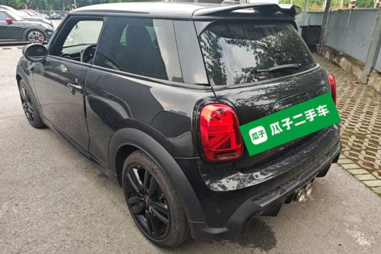 Used MINI 2022 2.0T COOPER S Black Badge Special Edition Rear Left 45 Deg