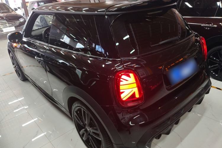 Used MINI 2022 1.5T COOPER Black Badge Special Edition Rear Left 45 Deg